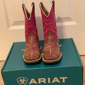 Girls Ariat boots